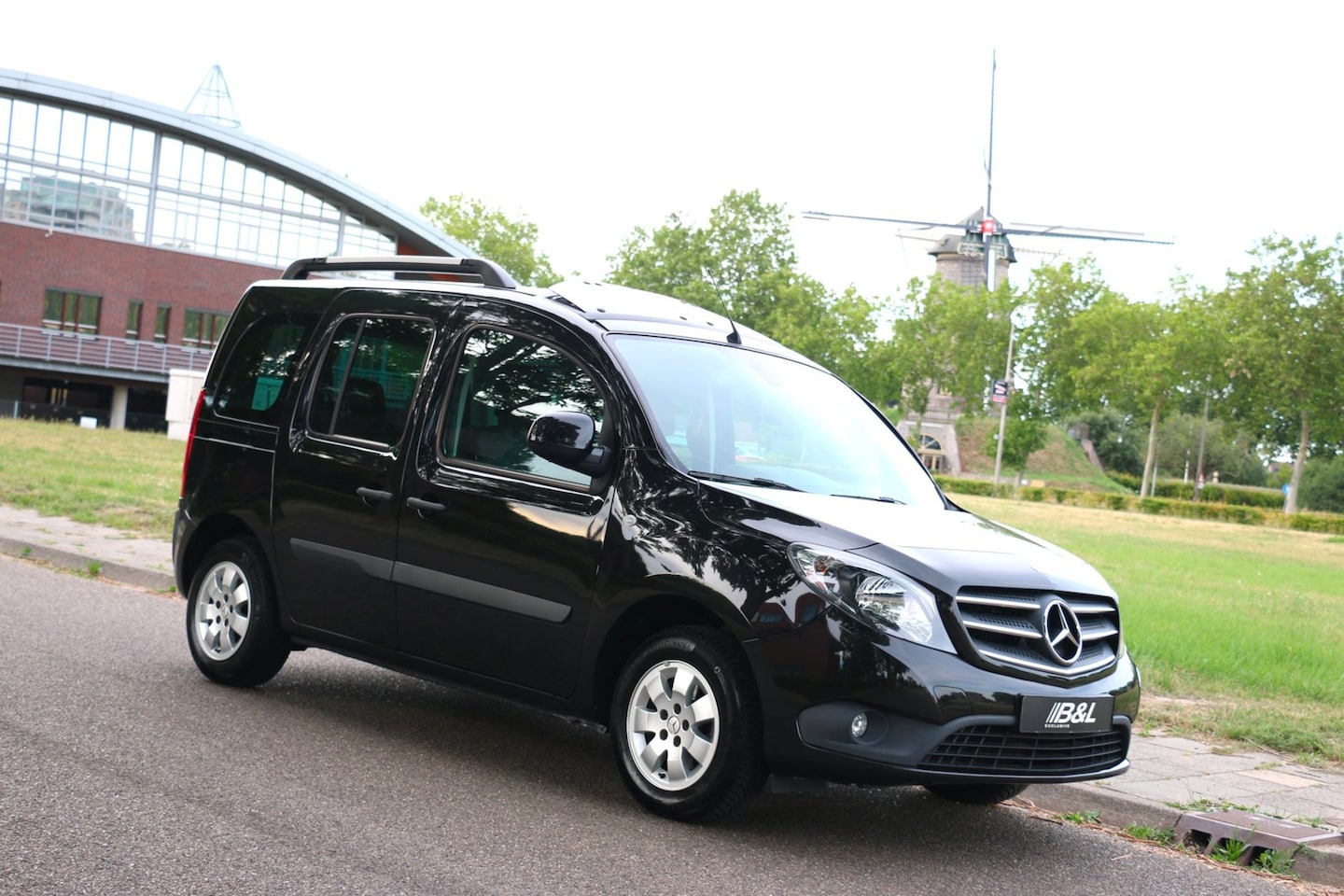 Mercedes-Benz Citan Tourer - 112 Lang 6G-DCT Aut 114Pk Panoramadak mogelijk ombouw Micro Camper Camera Navi Absolute Ni - AutoWereld.nl