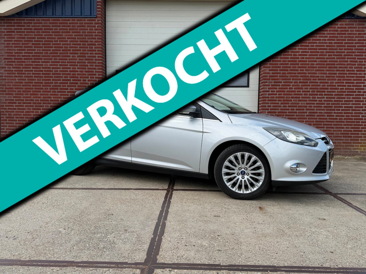 Ford Focus - 1.6 EcoBoost First Edition LEES Advertentie!! - AutoWereld.nl
