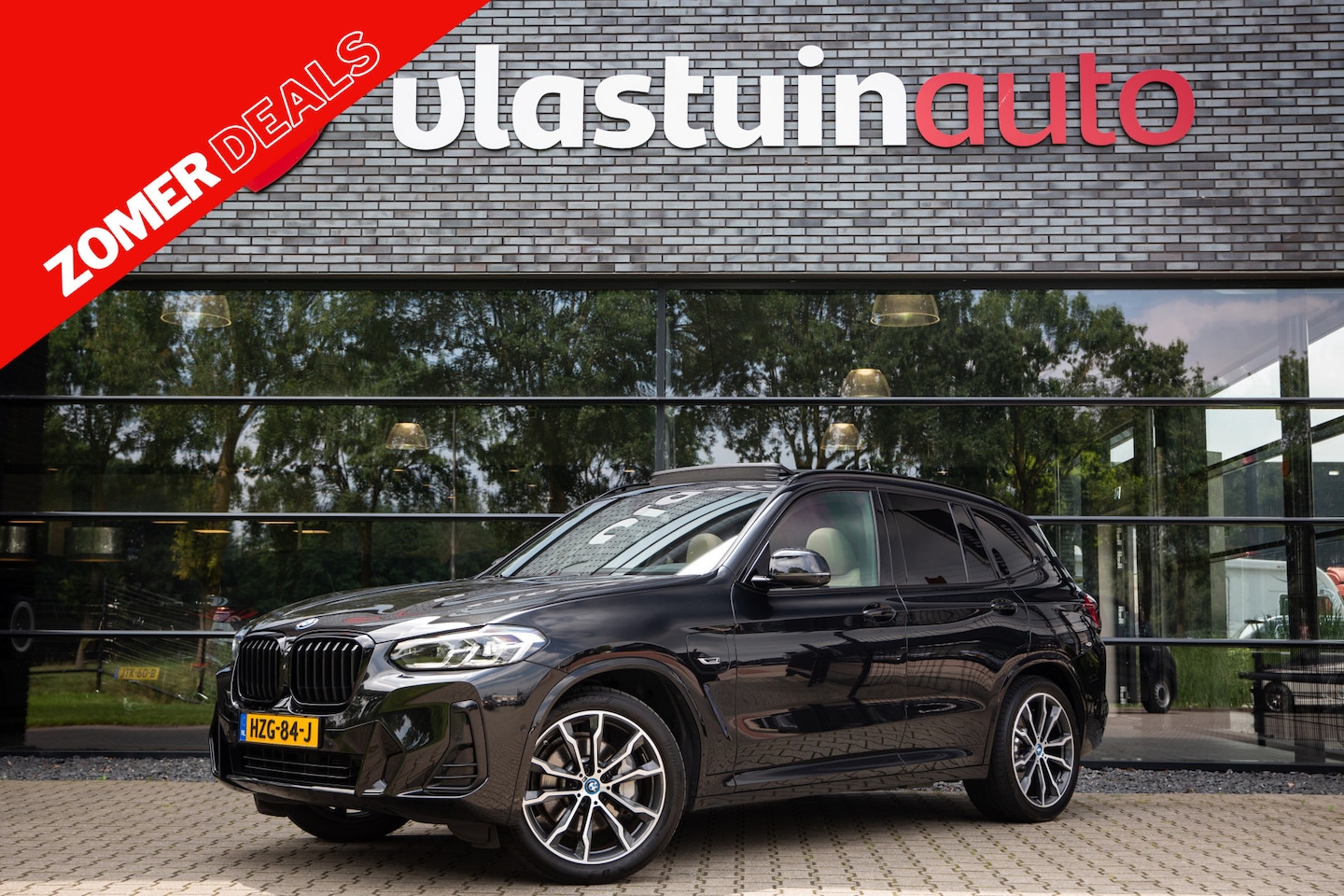 BMW X3 - xDrive30e High Executive M-Sport , Panoramadak, Trekhaak, 360°camera, - AutoWereld.nl