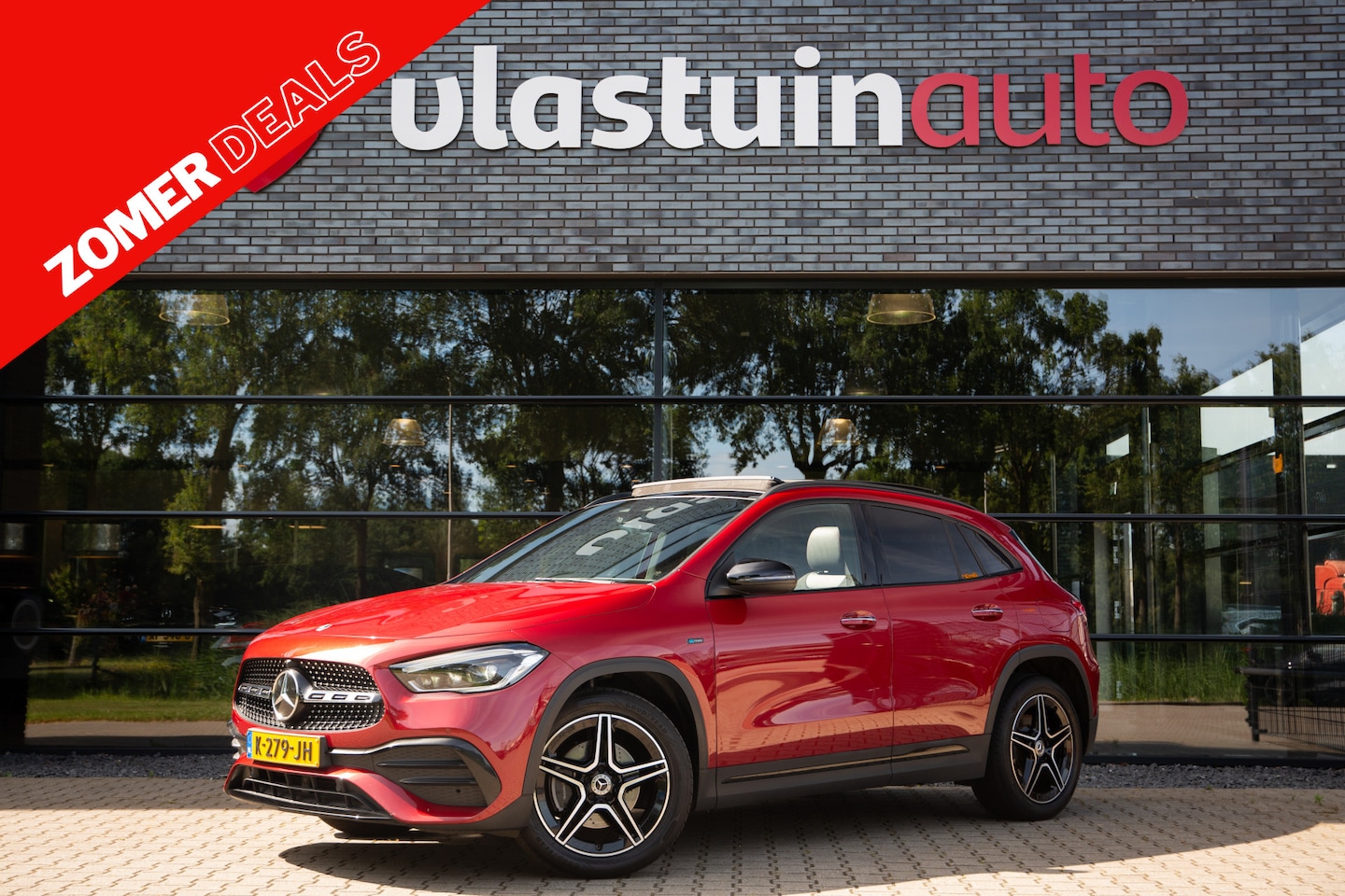 Mercedes-Benz GLA-Klasse - 250 e Business Solution AMG Limited 250 e Business Solution AMG Limited , Panoramadak, Trekhaak, Sfeerverlichting, - AutoWereld.nl