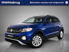 Volkswagen T-Cross - 1.0 TSI Life / Navigatie / App connect / Dodehoek herkenning / Afneembare trekhaak / P4