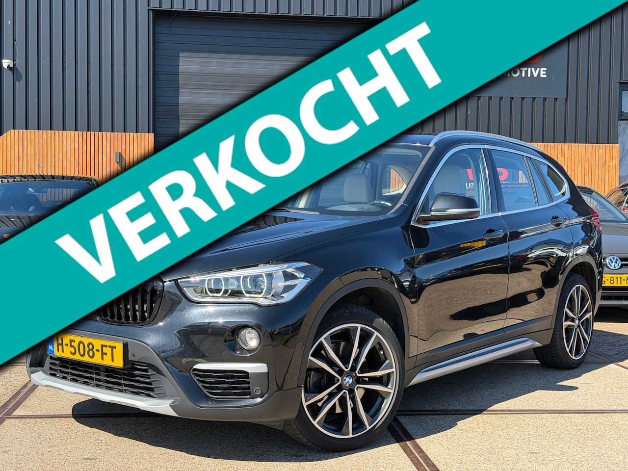 BMW X1 - XDrive20i Centennial High Executive Cruise Clima HUD LED Stoelverwarming volledig onderhou - AutoWereld.nl
