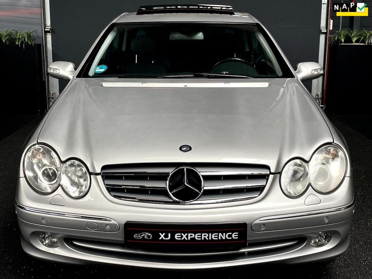 Mercedes-Benz CLK-klasse Coupé - 320 Elegance YOUNGTIMER - AutoWereld.nl