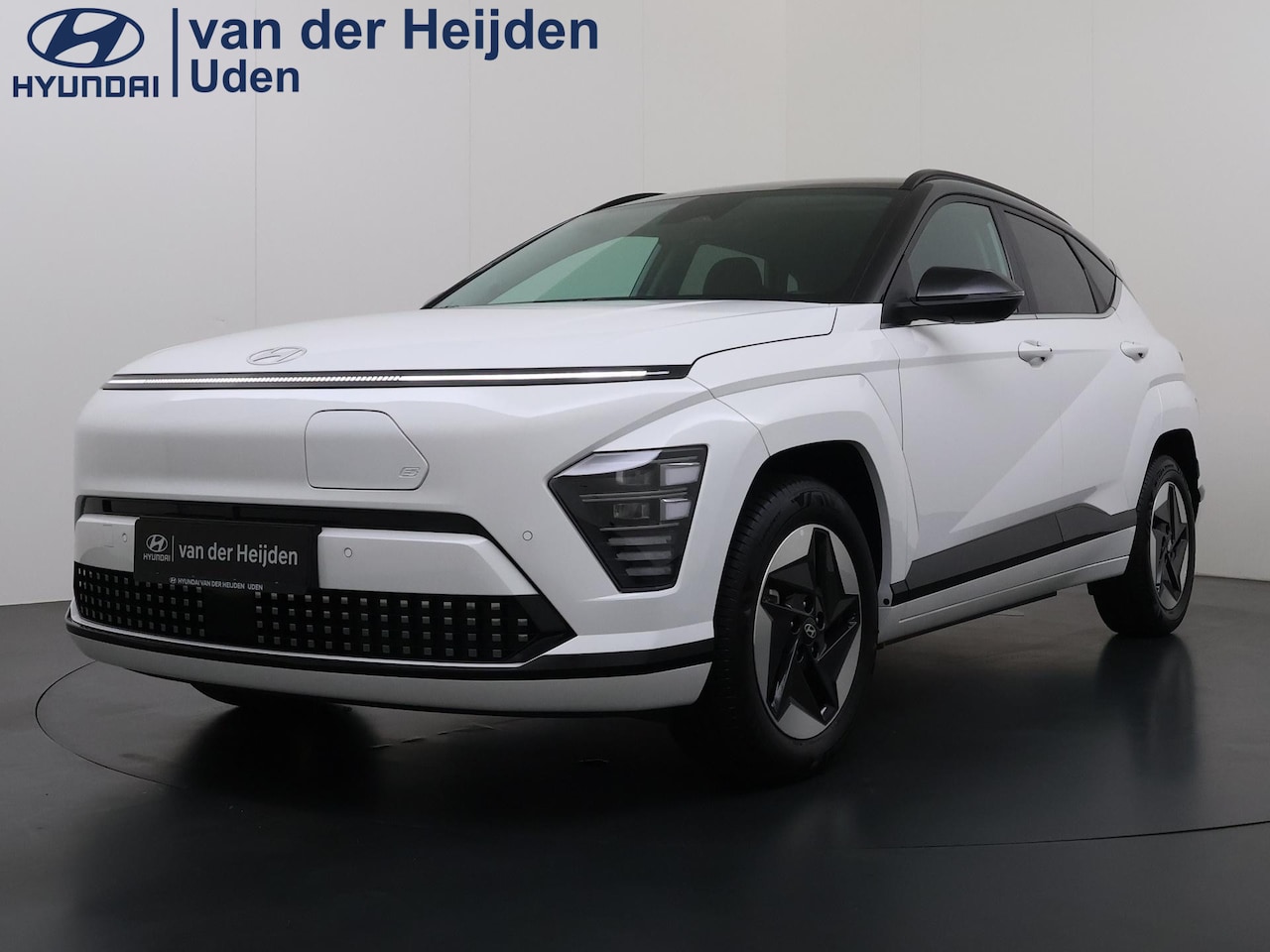 Hyundai Kona Electric - Comfort Smart 65.4 kWh Warmtepomp | Electrische Kofferbak | Head Up Display | Dode Hoek De - AutoWereld.nl