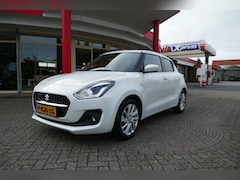 Suzuki Swift - 1.2 SELECT SMART HYBRID AIRCO/CAMRA/TREKHAAK/STOELVERW