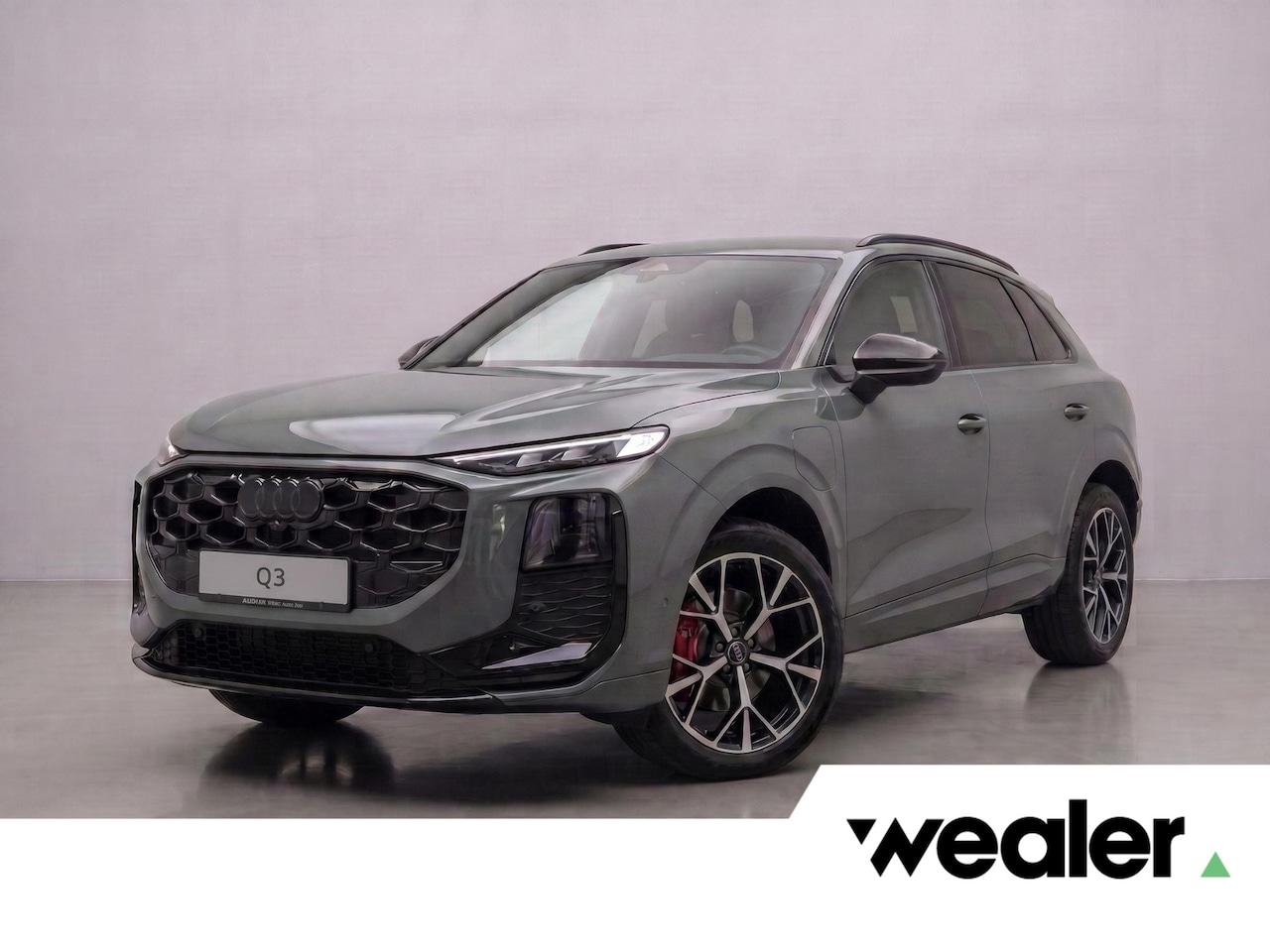 Audi Q3 - S edition e-hybrid 200 kW / 272 PK SUV 6 versn. S- Stoelverwarming voorin/ Elektrisch inst - AutoWereld.nl
