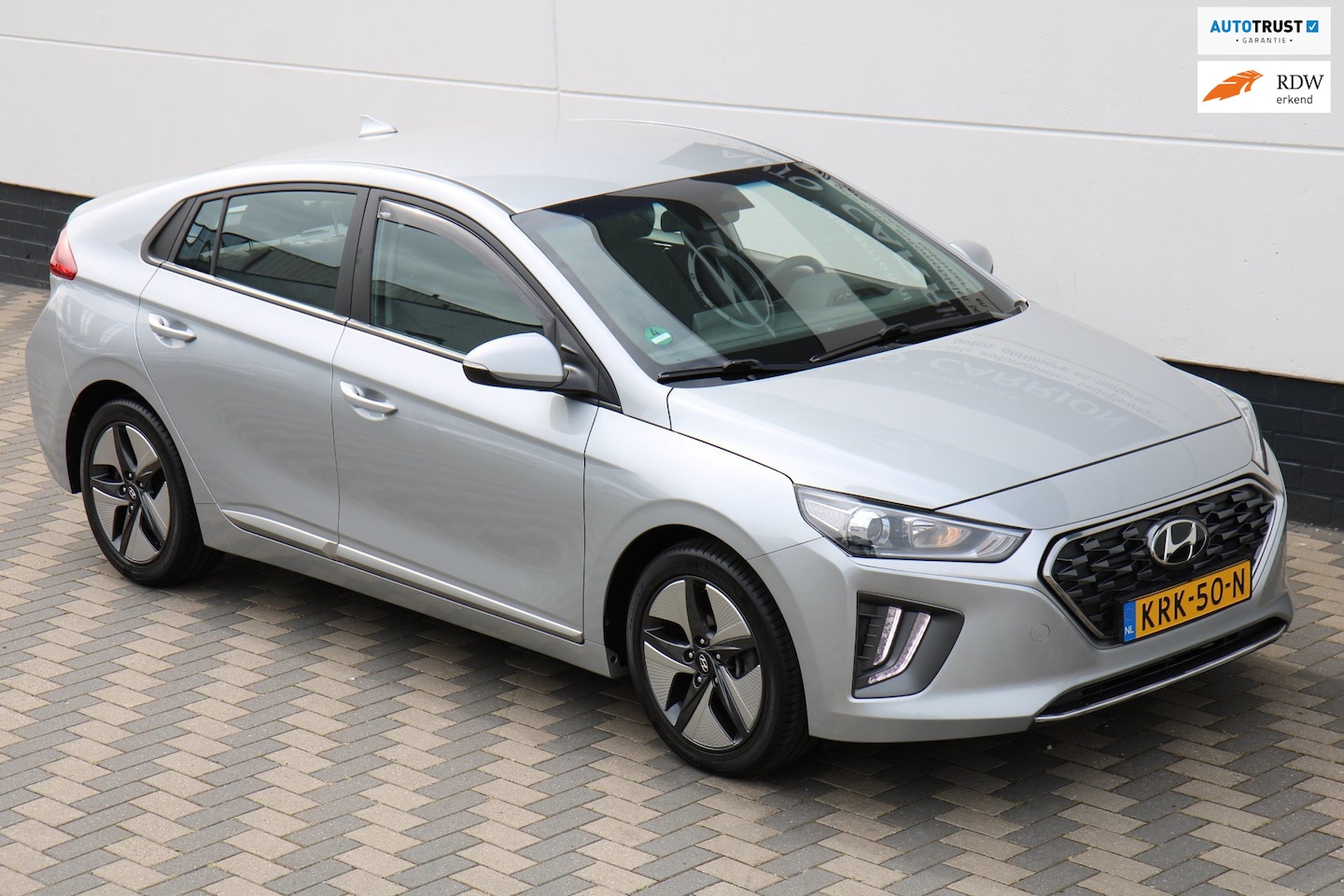 Hyundai IONIQ - 1.6 GDi i-Motion - Plus CarPlay Camera ACC !! - AutoWereld.nl