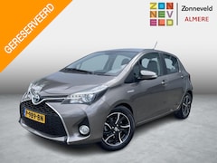 Toyota Yaris - 1.5 Hybrid Dynamic Navigatie All seasonbanden