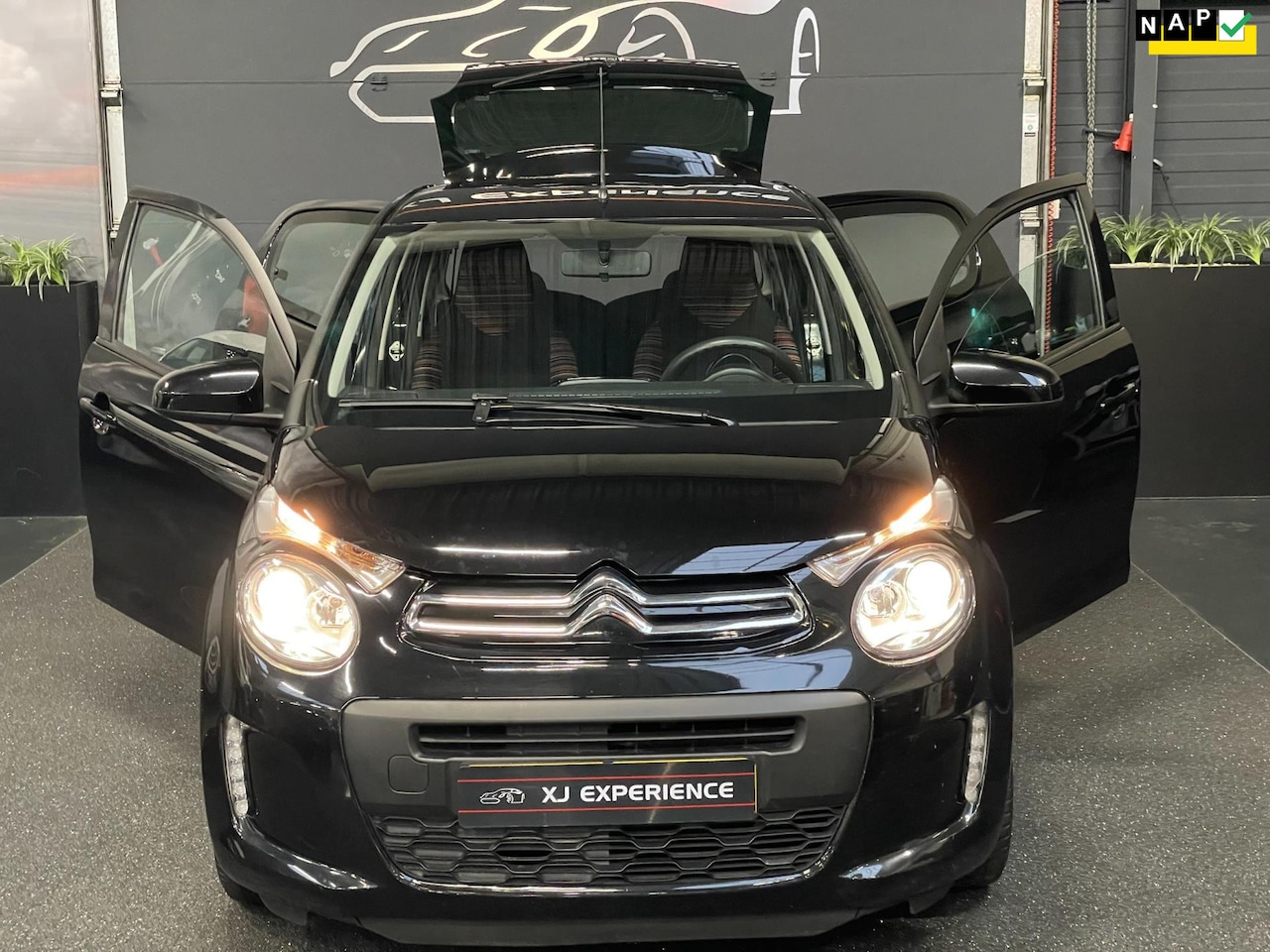 Citroën C1 - 1.0 VTi Feel NAP * BTW * AIRCO * CRUISE CONTROLE - AutoWereld.nl