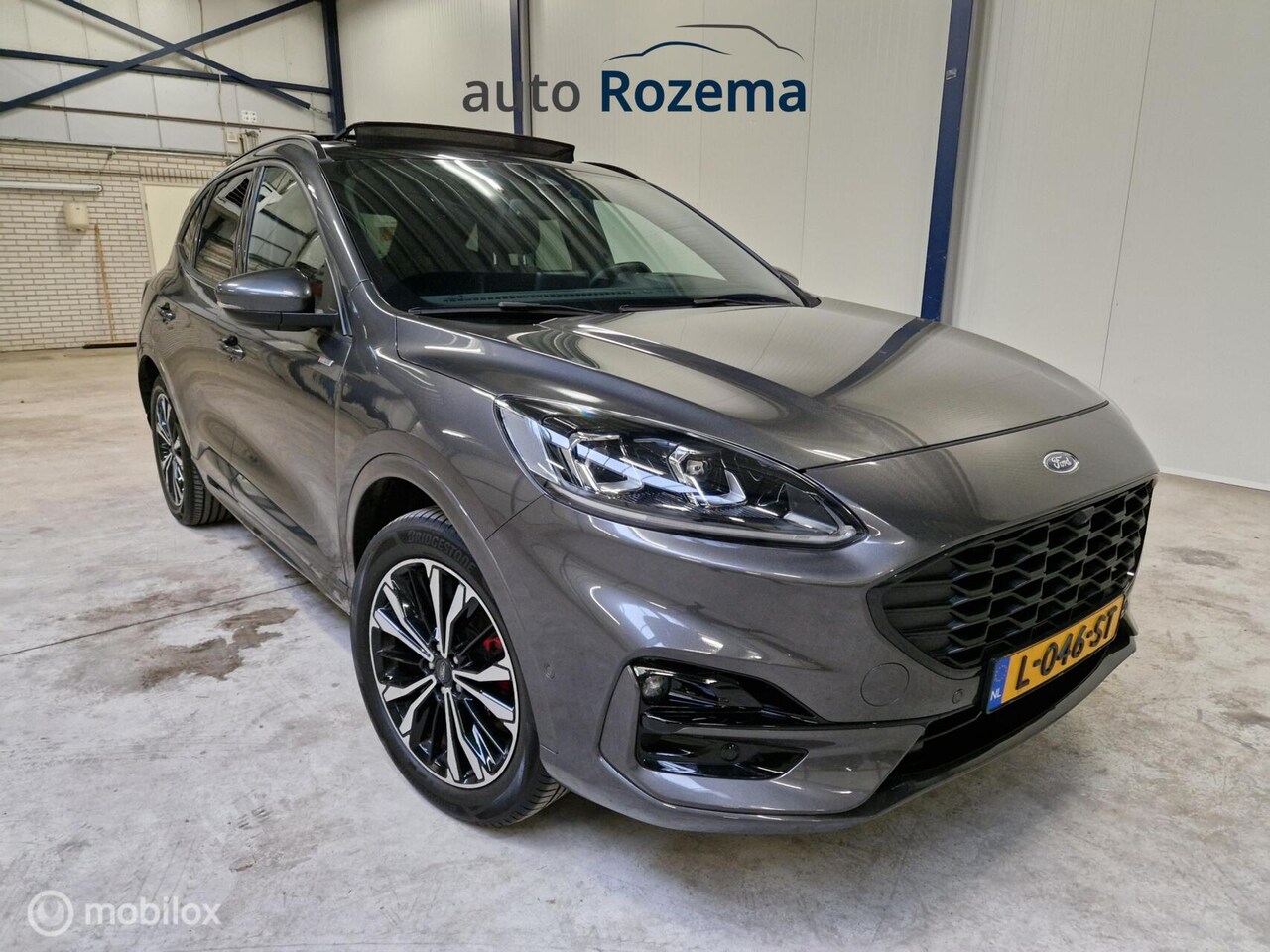 Ford Kuga - 2.5 PHEV ST-Line X Ecc Electr-Haak Leder-Alcantara Dak 360 camera 99% 53 km - AutoWereld.nl