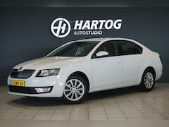 Skoda Octavia - 1.2 TSI Greentech Ambition Businessline + AFN. TREKHAAK / NAVIGATIE
