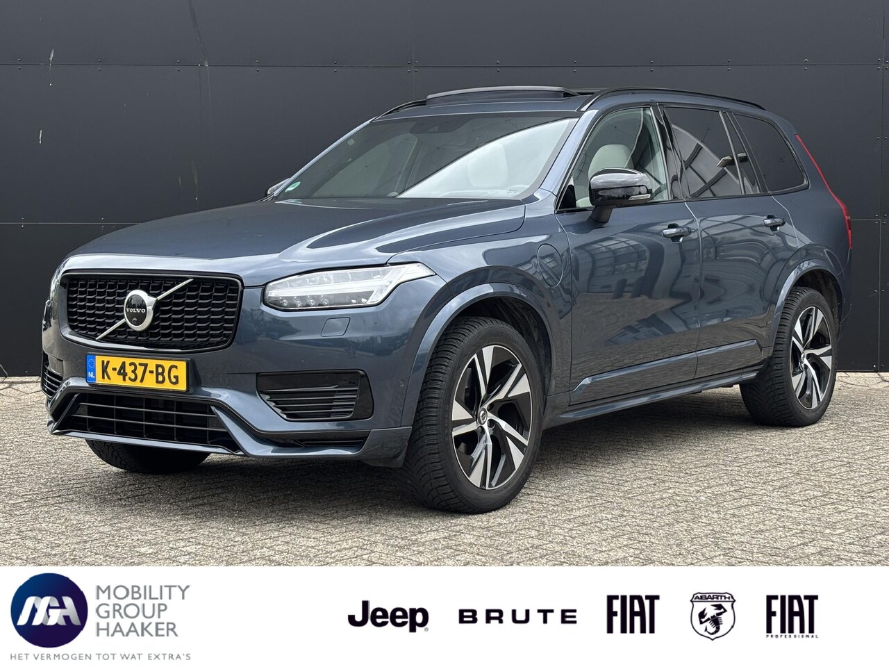 Volvo XC90 - 2.0 T8 Recharge AWD R-Design 7 Pers | Schuif-Kanteldak | Luchtvering | Trekhaak - AutoWereld.nl