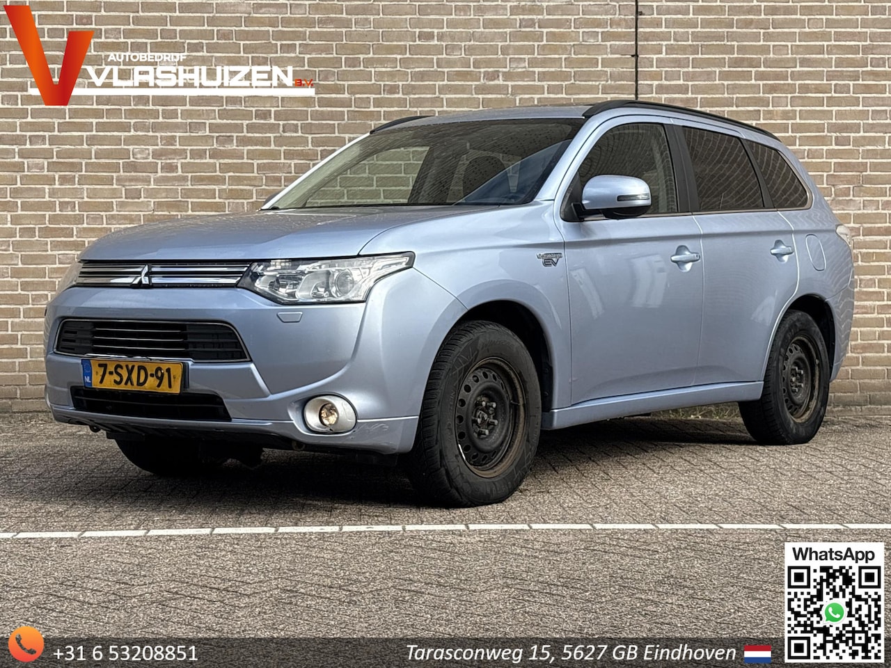 Mitsubishi Outlander - 2.0 PHEV instyle | Leder | Pano | Climate | Cruise | Navi | PDC | - AutoWereld.nl