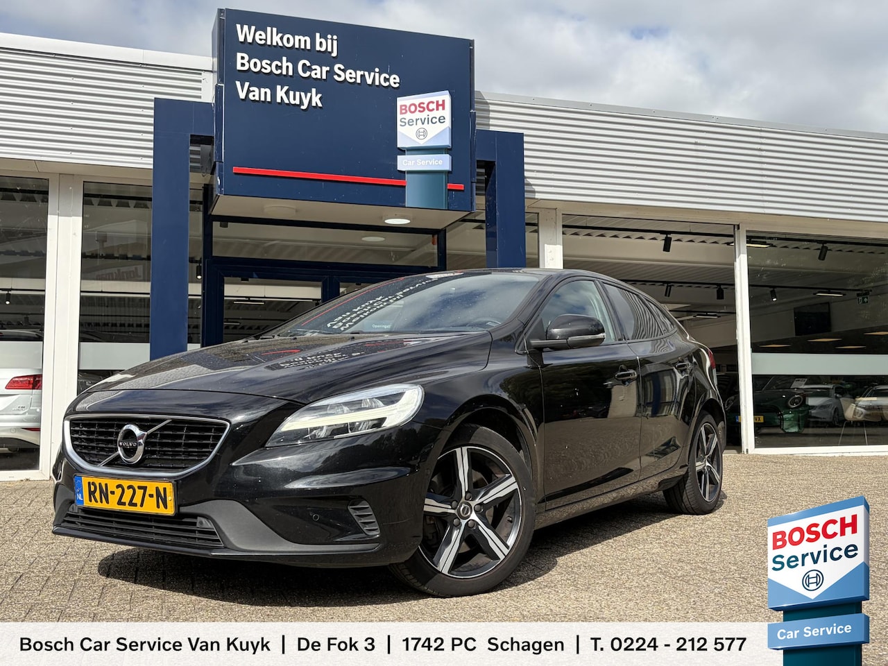 Volvo V40 - 2.0 T4 Business Sport / Binnenkort-Beschikbaar! / Foto's Volgen! / ENZ. - AutoWereld.nl