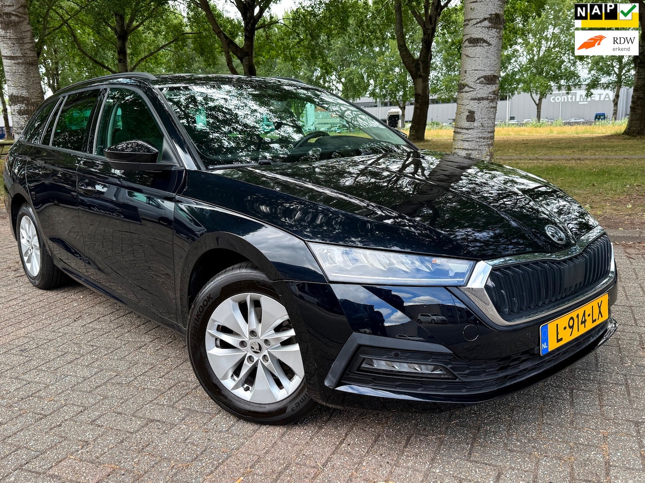 Skoda Octavia Combi - 1.0 e-TSI Ambition automaat - AutoWereld.nl