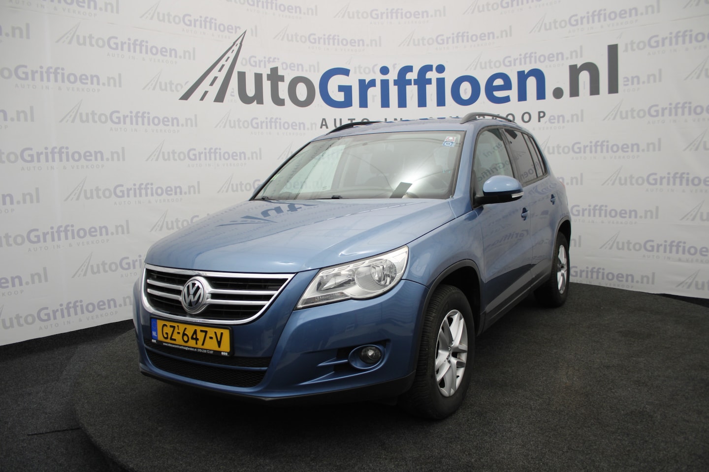 Volkswagen Tiguan - 1.4 TSI Comfort&Design nette SUV met trekhaak - AutoWereld.nl