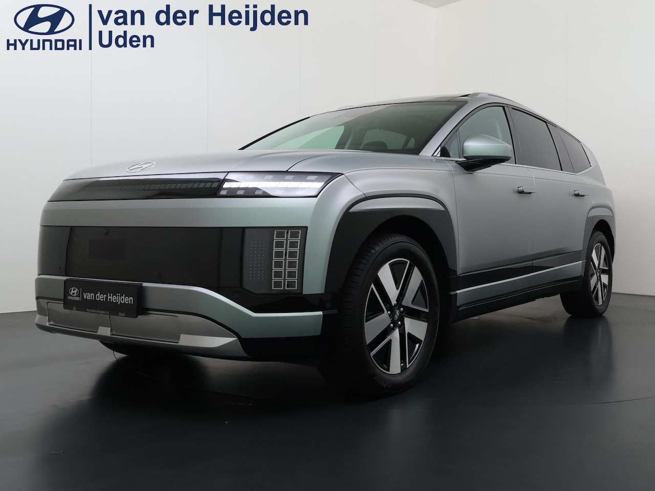 Hyundai IONIQ 9 - 110,3 kWh 308pk AWD 7p.110.3 kWh Connect+ Massagestoelen| Panoramadak - AutoWereld.nl