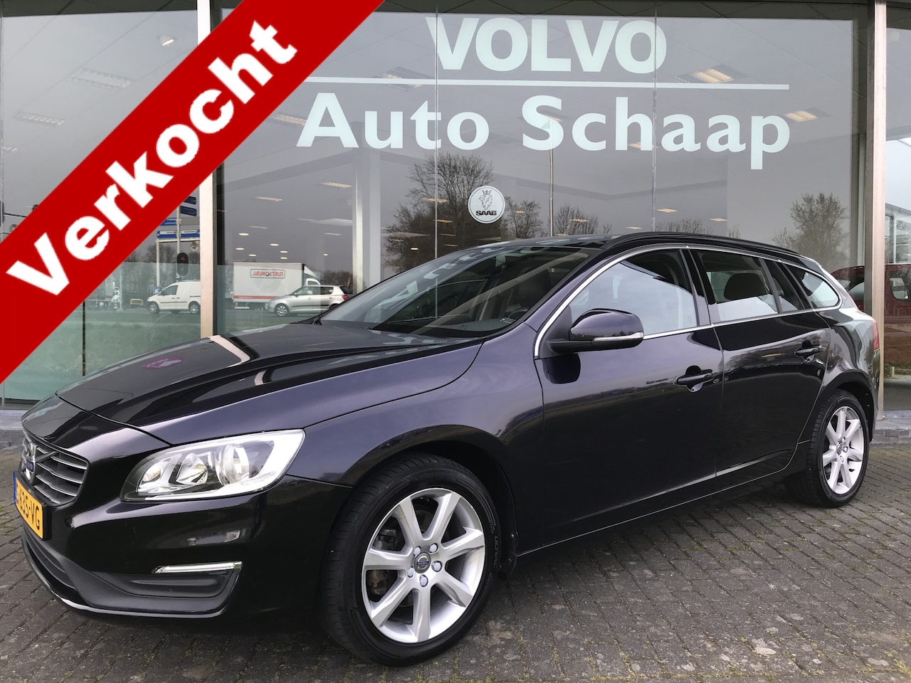 Volvo V60 - 1.5 T2 Summum Automaat | Rijklaar incl garantie | Vaste trekhaak Regensensor Climate contr - AutoWereld.nl