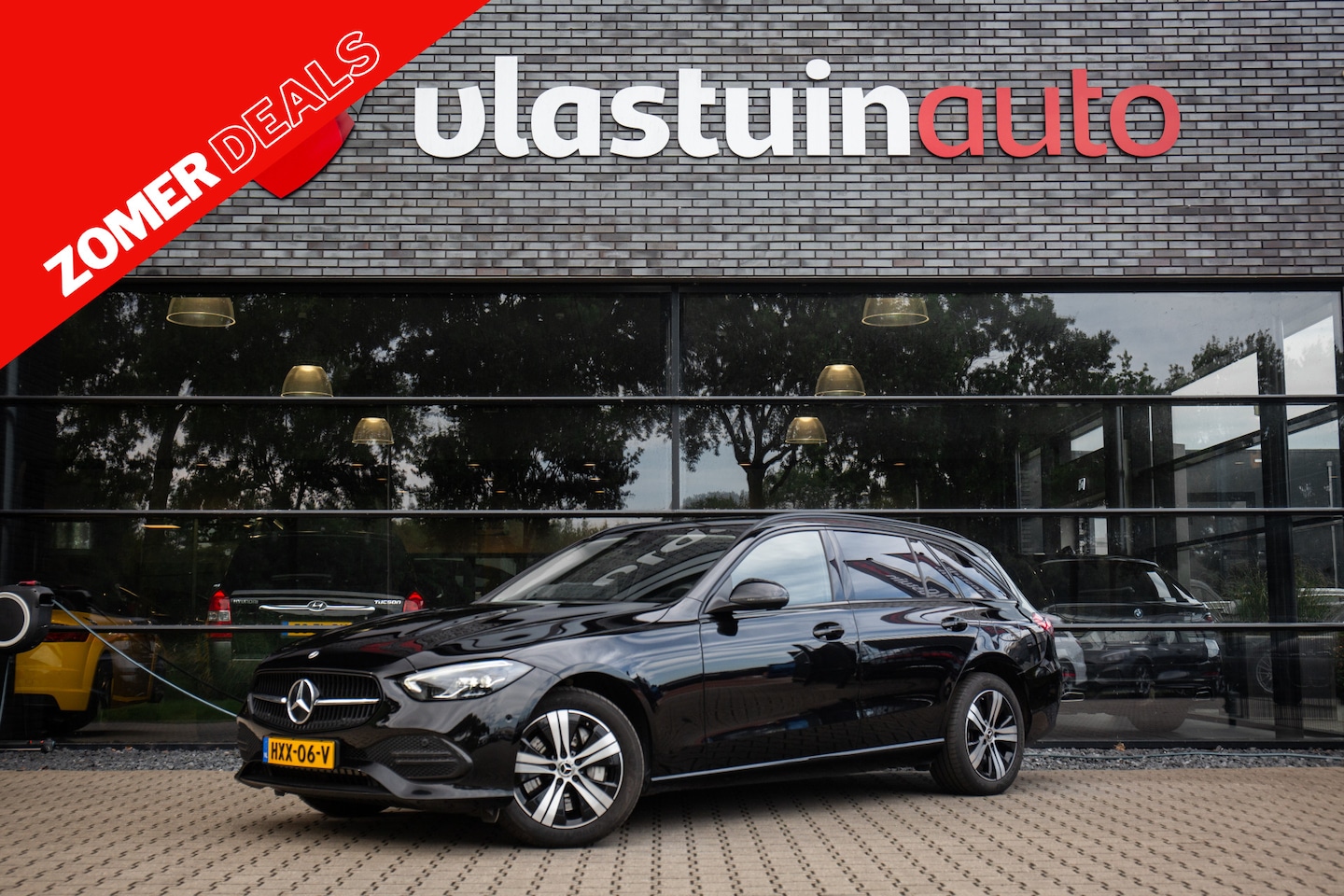 Mercedes-Benz C-klasse Estate - 300 e Luxury Line 300 e Luxury Line , Adap. Cruise, Trekhaak, Night-pakket, Sfeerverlichting - AutoWereld.nl