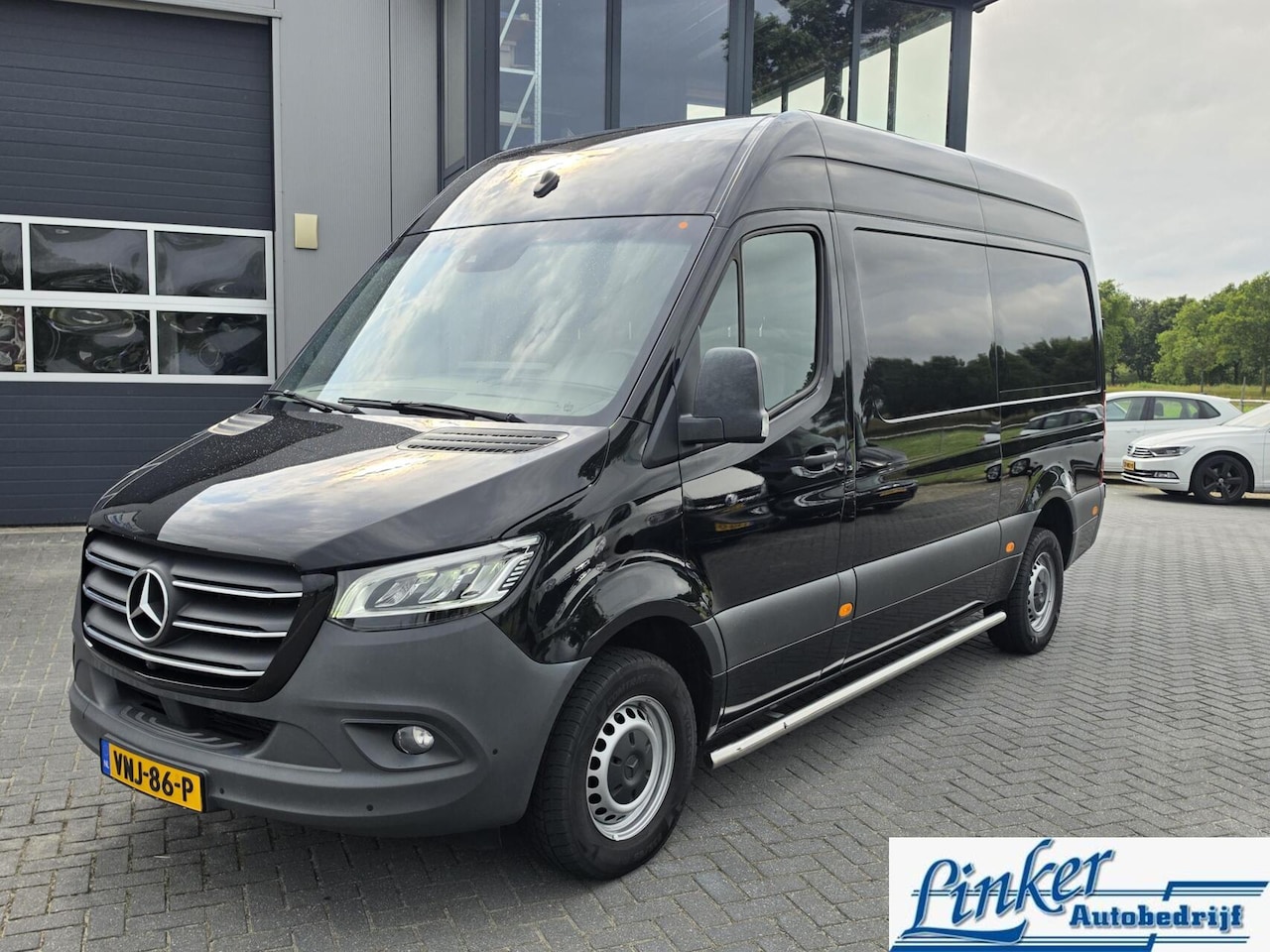 Mercedes-Benz Sprinter - bestel 319 3.0 CDI L2H2 V6/LEDER/TREKH/AUTOMAAT - AutoWereld.nl