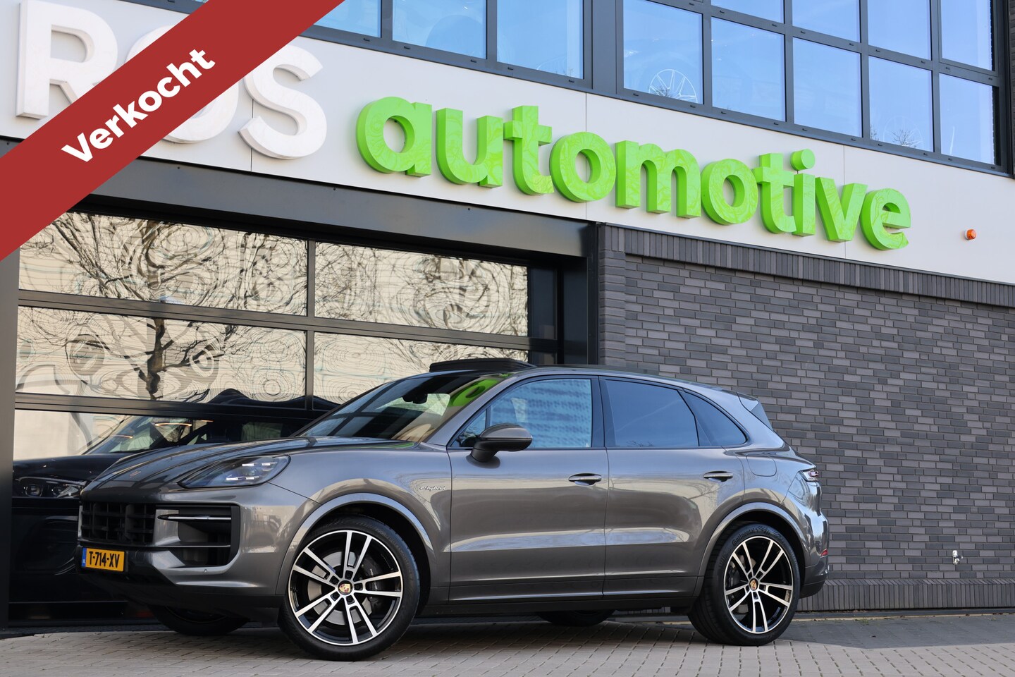 Porsche Cayenne - 3.0 E-Hybrid | NAP | PANO | HUD | MEMORY | SPORTUITLAAT | BOSE | STUURVERW | - AutoWereld.nl