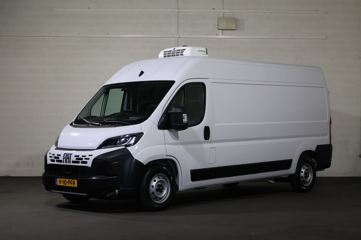 Fiat Ducato - 2.2 MultiJet L3 H2 Automaat Koelwagen V300 Dag en Nacht - AutoWereld.nl