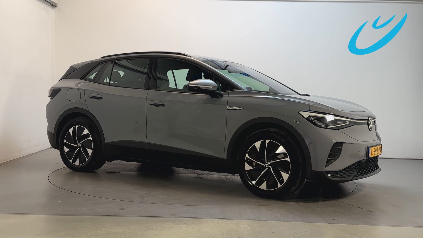 Volkswagen ID.4 - Life 77 kWh SoH 93% Stoelverwarming Trekhaak Parkeersensoren DAB+ - AutoWereld.nl