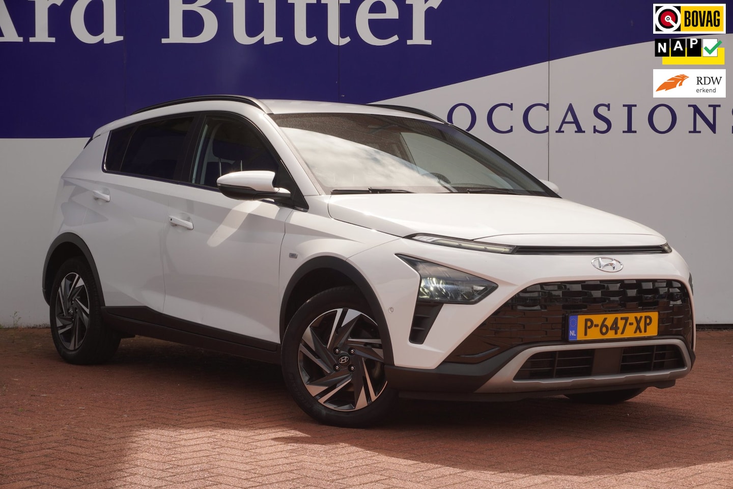 Hyundai Bayon - 1.0 T-GDI Premium+Led+breed-navigatie+camera+adaptief-cruise+aplle-carplay+vitrual+stuur&s - AutoWereld.nl