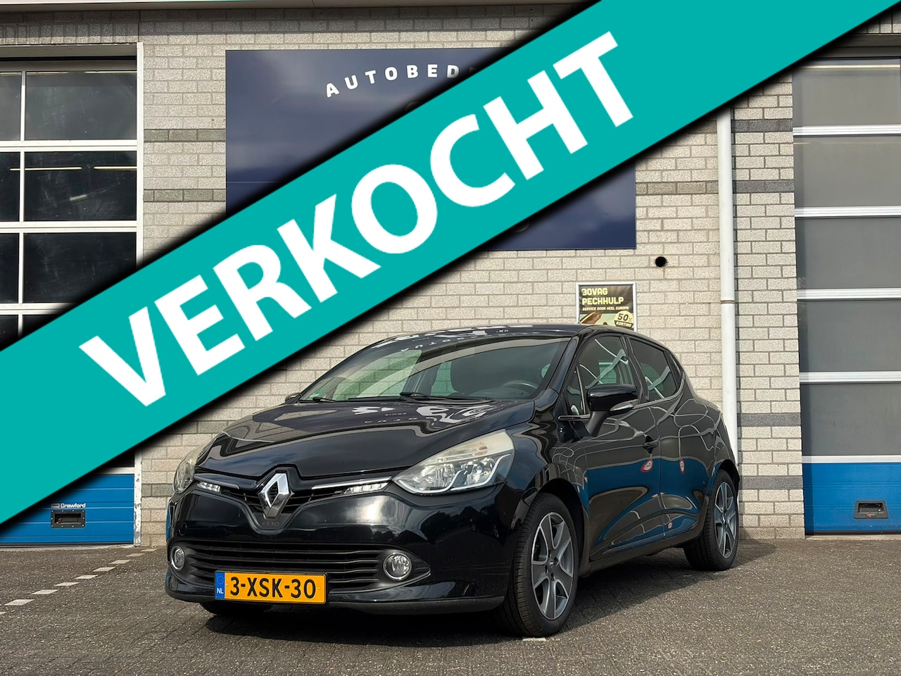 Renault Clio - 0.9 TCe ECO Night&Day TREKT SCHEEF - AutoWereld.nl