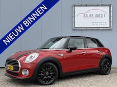 MINI 5-Deurs - 1.5 Cooper Chili Business Automaat/Trekhaak/Navi/Climate
