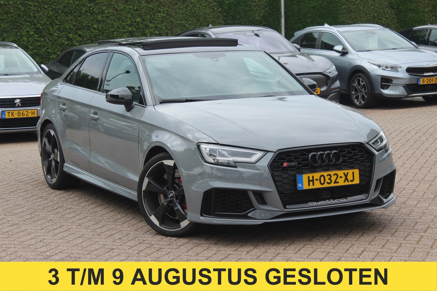 Audi RS3 - Limousine 2.5 TFSI quattro / Full option! / Milltek / Panoramadak / Camera / RS Seats / 19 - AutoWereld.nl