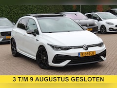 Volkswagen Golf - 2.0 TSI R 4Motion / Panoramadak / Camera / Sportuitlaat / 19'' / Matrix LED / Keyless / Ca