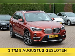BMW X1 - xDrive20i High Exe. / Trekhaak / Panoramadak / Head-up / Leder / 19'' / Navigatie / Stoelv