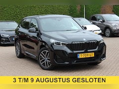 BMW iX1 - xDrive30 Launch Edition 67 kWh M Sport / SoH 94% / Trekhaak / 360Camera / Head-up / Leder