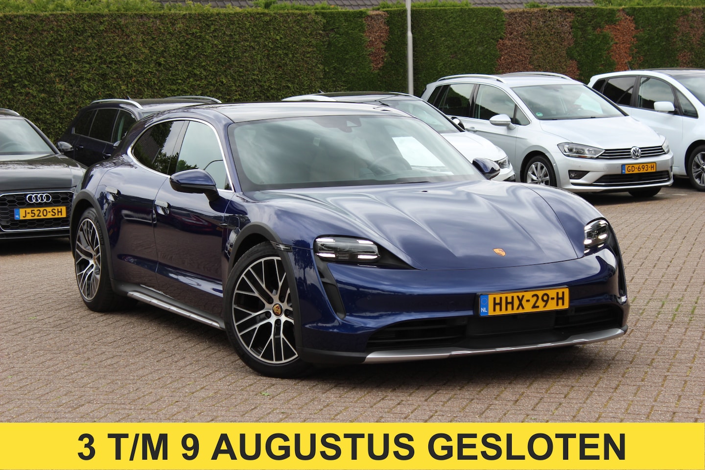 Porsche Taycan Cross Turismo - 93 kWh / SoH 93,7% / Panoramadak / 360Camera / Luchtvering / Sportchrono / 20'' / Warmtepo - AutoWereld.nl