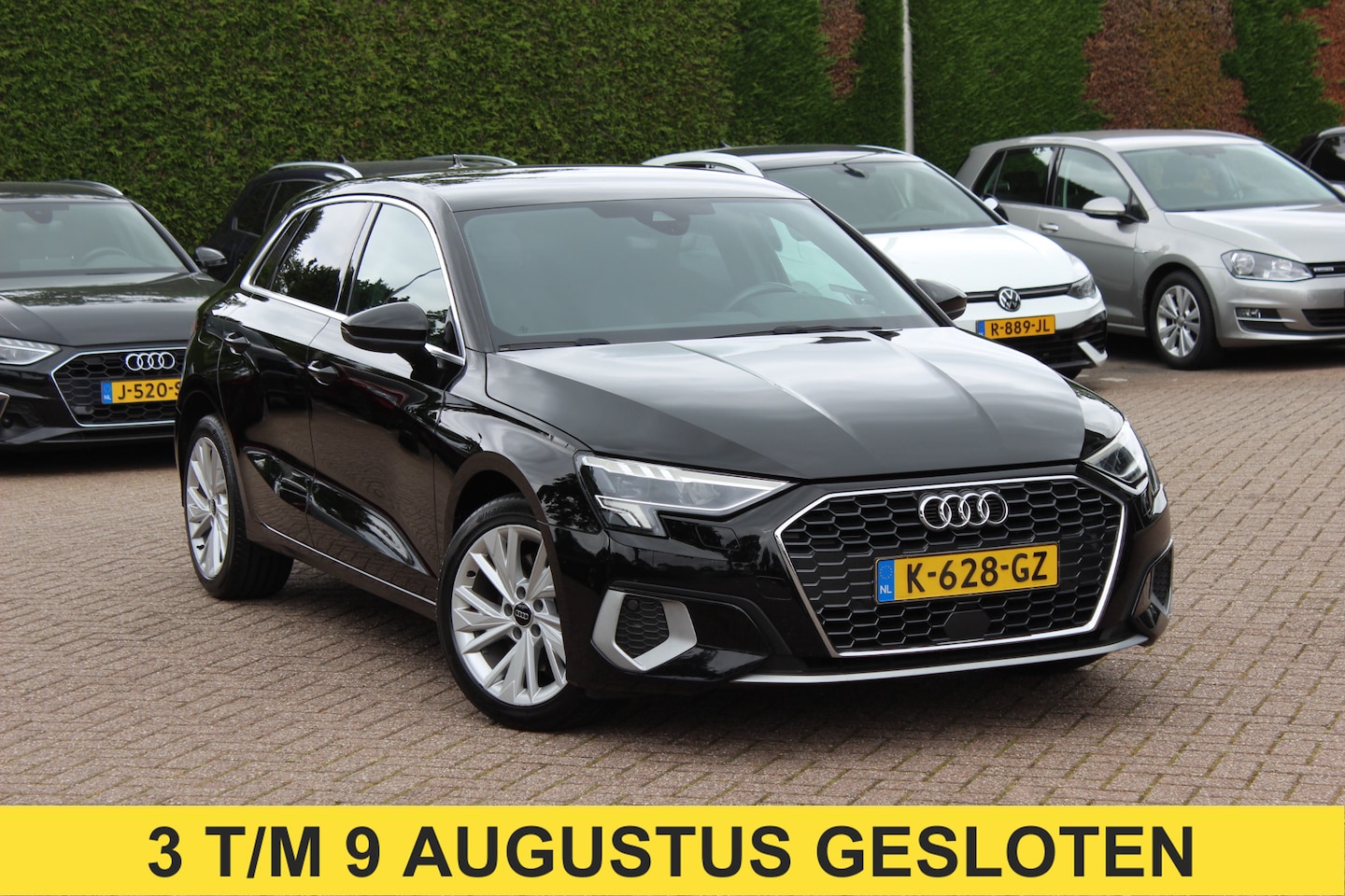 Audi A3 Sportback - 30 TFSI Business edition / Trekhaak / CarPlay / Parkeerhulp achter / 17'' / LED Koplampen - AutoWereld.nl