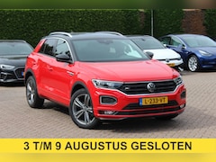 Volkswagen T-Roc - 1.5 TSI Sport Business R / Camera / CarPlay / Virtual Cockpit / Sportstoelen / 18'' / LED