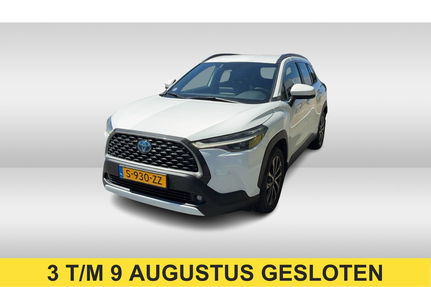 Toyota Corolla Cross - 2.0 High Power Hybrid First Edition / Camera / Half leder / CarPlay / Keyless / 18'' / Sfe - AutoWereld.nl