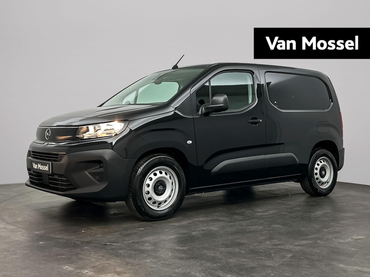 Opel Combo Electric - 136 L1 50kWh | Camera | Cruise Control | Apple Carplay&Android Auto | Houten Laadvloer - AutoWereld.nl