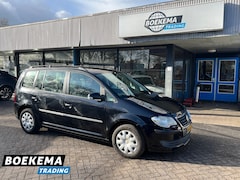 Volkswagen Touran - 1.4 TSI 140PK Business Navigatie Cruise Climate