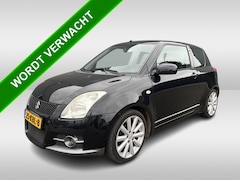 Suzuki Swift - 1.6 Sport / Airco-Climate / Keyless / Camera / Lmv 17" / Privacy Glass / Apk 05-2027