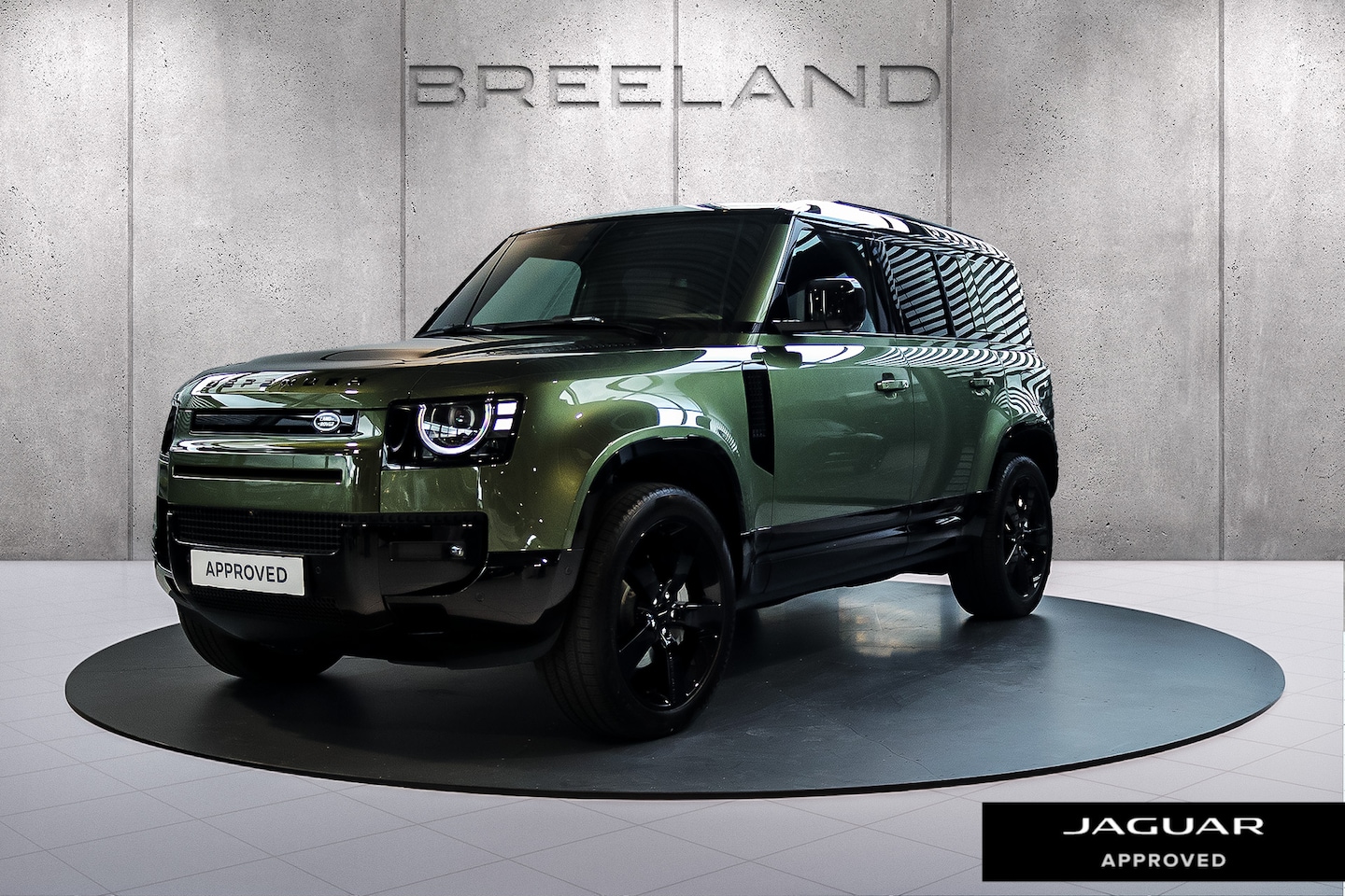 Land Rover Defender 110 - P300e X-DYNAMIC HSE EDITION | CLEAR SIGHT | MERIDIAN SURROUND - AutoWereld.nl