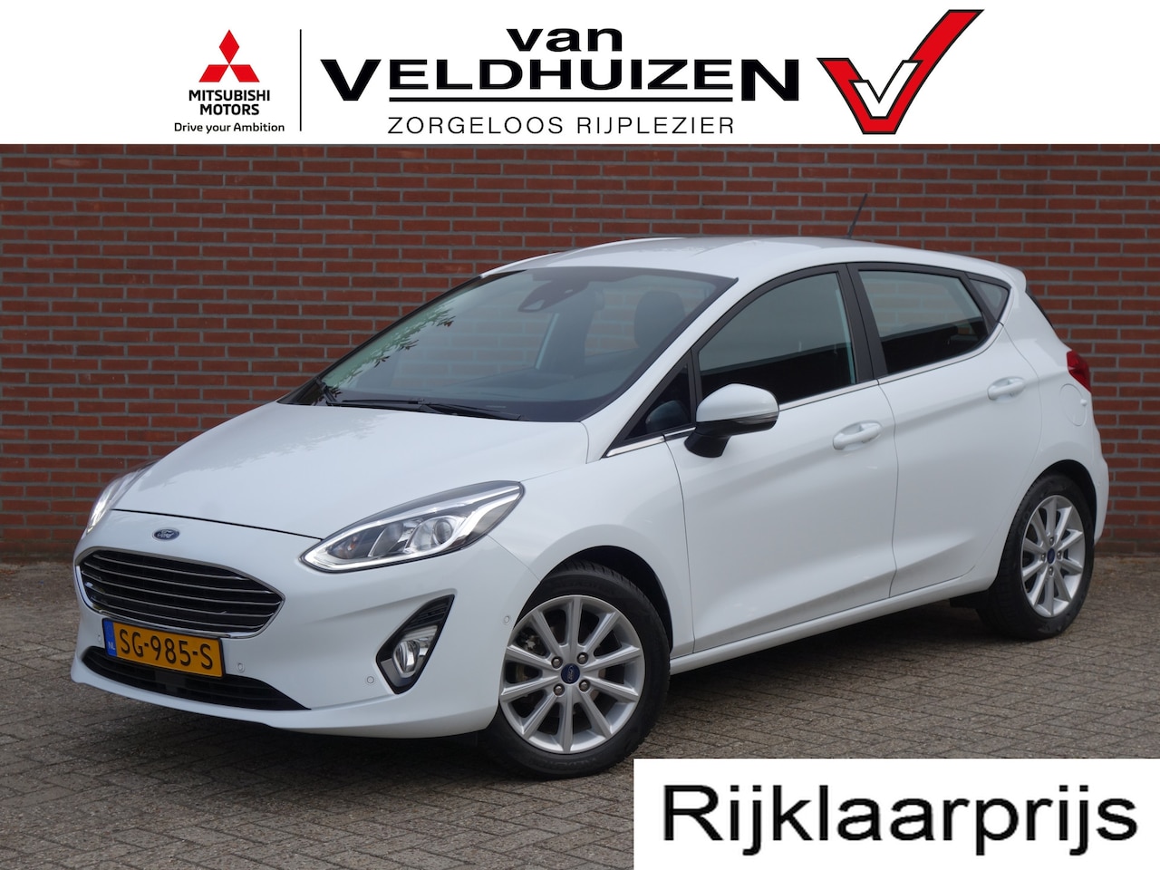 Ford Fiesta - 1.0 EcoBoost Titanium | trekhaak | all-seasonbanden - AutoWereld.nl