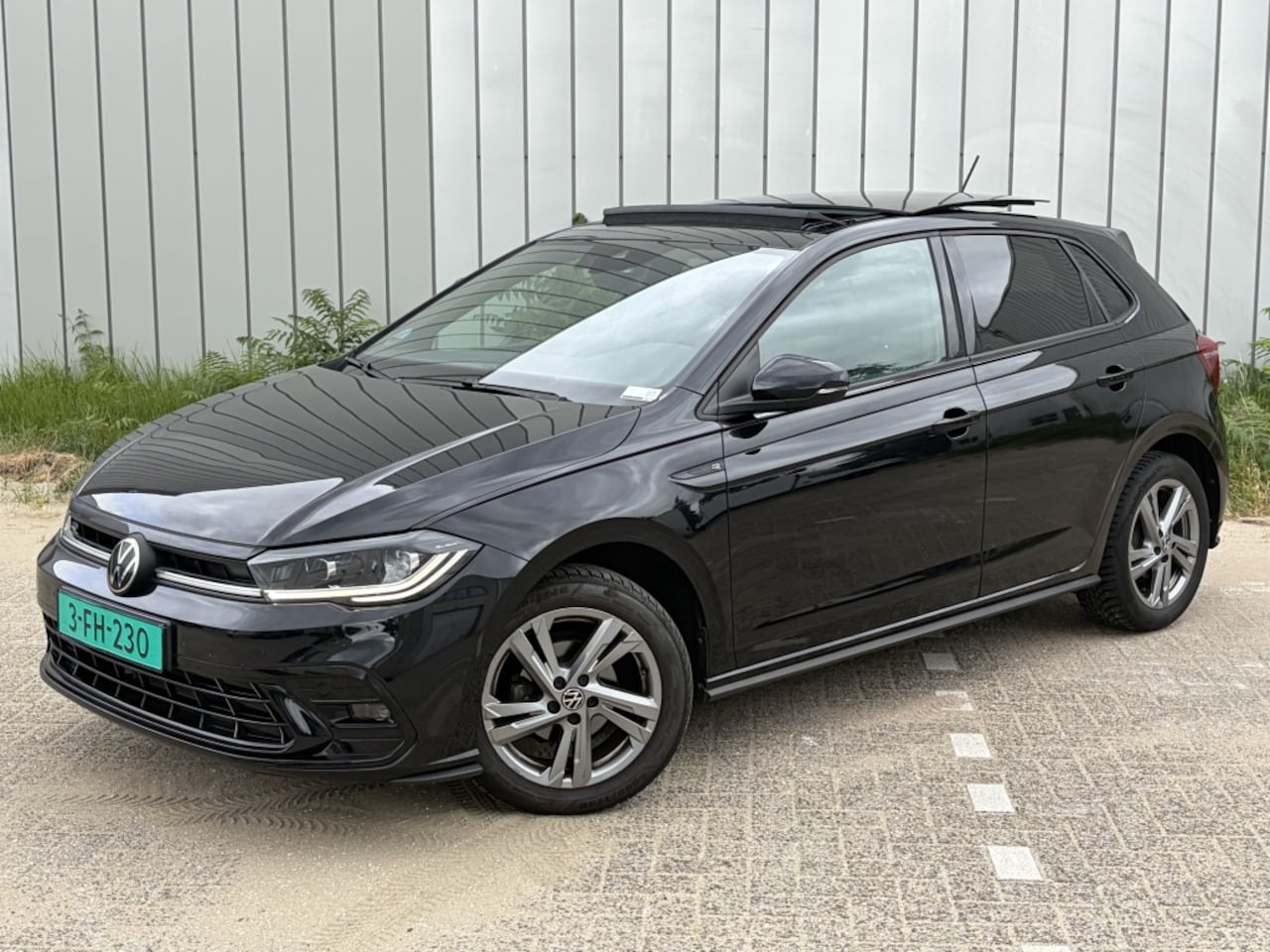 Volkswagen Polo - 1.0 TSI R-Line | Automaat | Klima | Panoramadak | IQ-Light - AutoWereld.nl