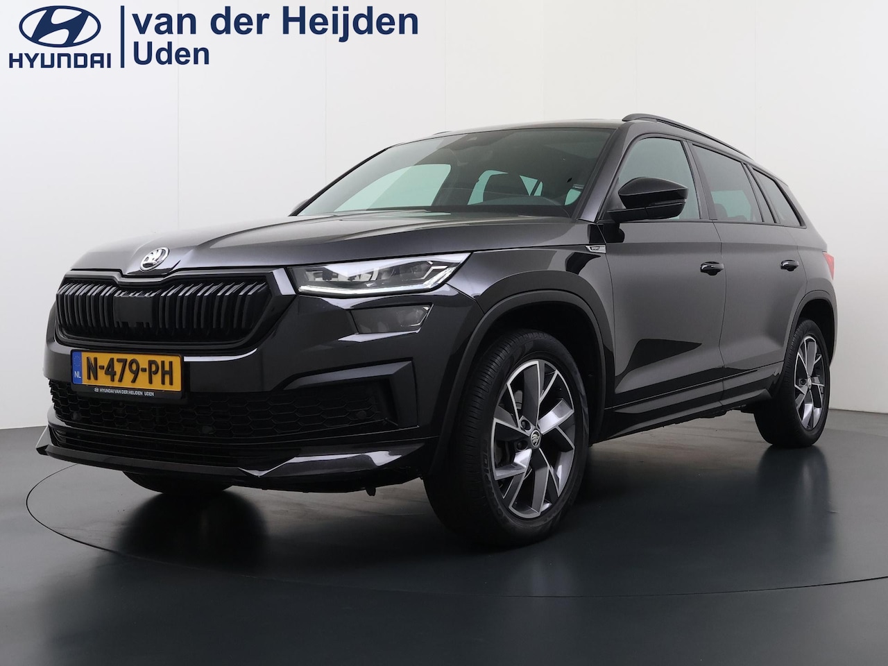 Skoda Kodiaq - 1.5 TSI Sportline Business 7p. Panorama Dak | Adaptive Cruisecontrol | Virtual Cockpit - AutoWereld.nl