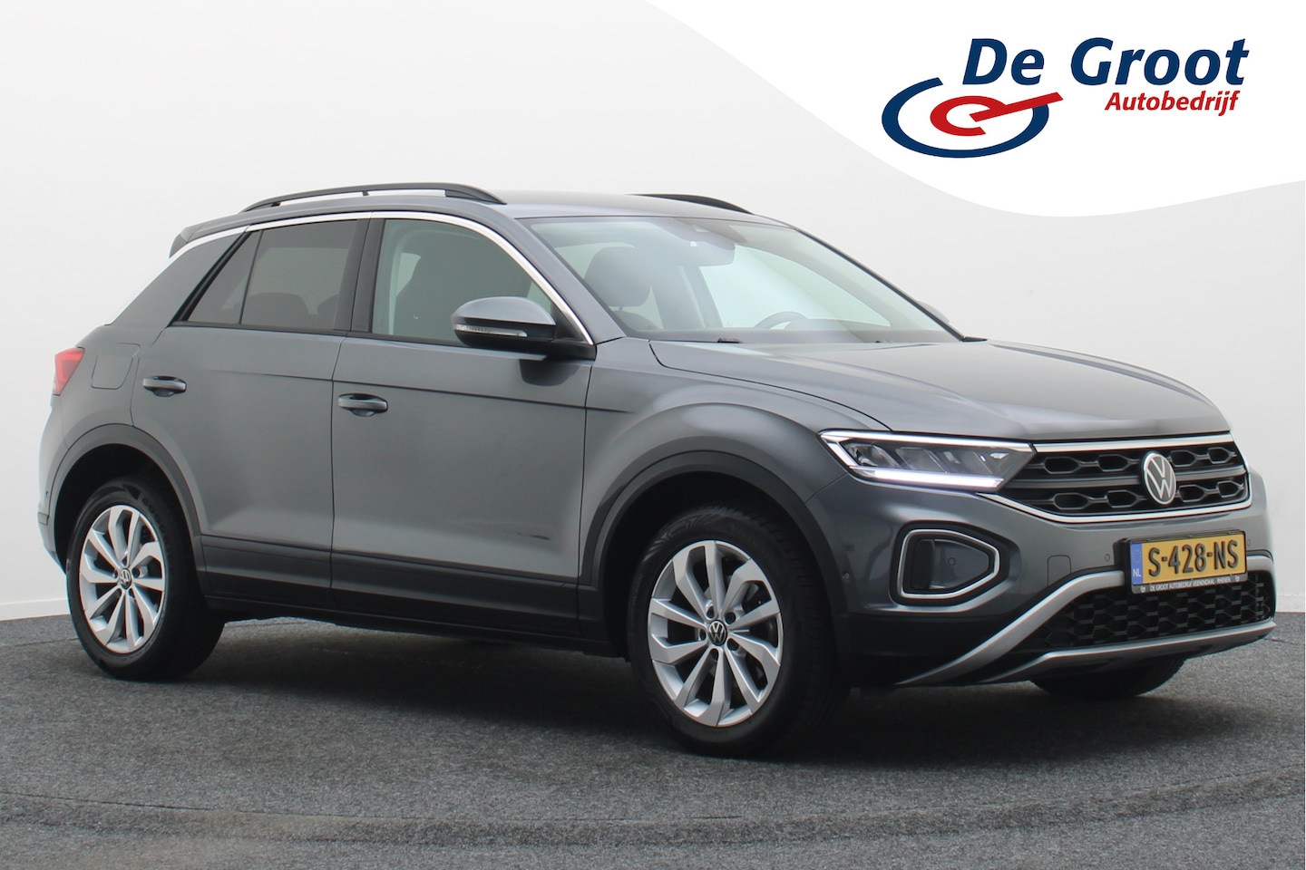 Volkswagen T-Roc - 1.5 TSI DSG Life Business Virtual Cockpit, ACC, Apple Carplay, LED, DAB, Rijstrooksensor, - AutoWereld.nl