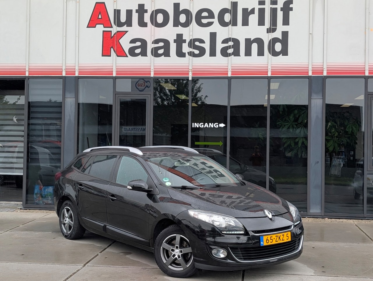 Renault Mégane Estate - 1.5 dCi Bose - Trekhaak - Led - Pdc - 6 Bak - AutoWereld.nl