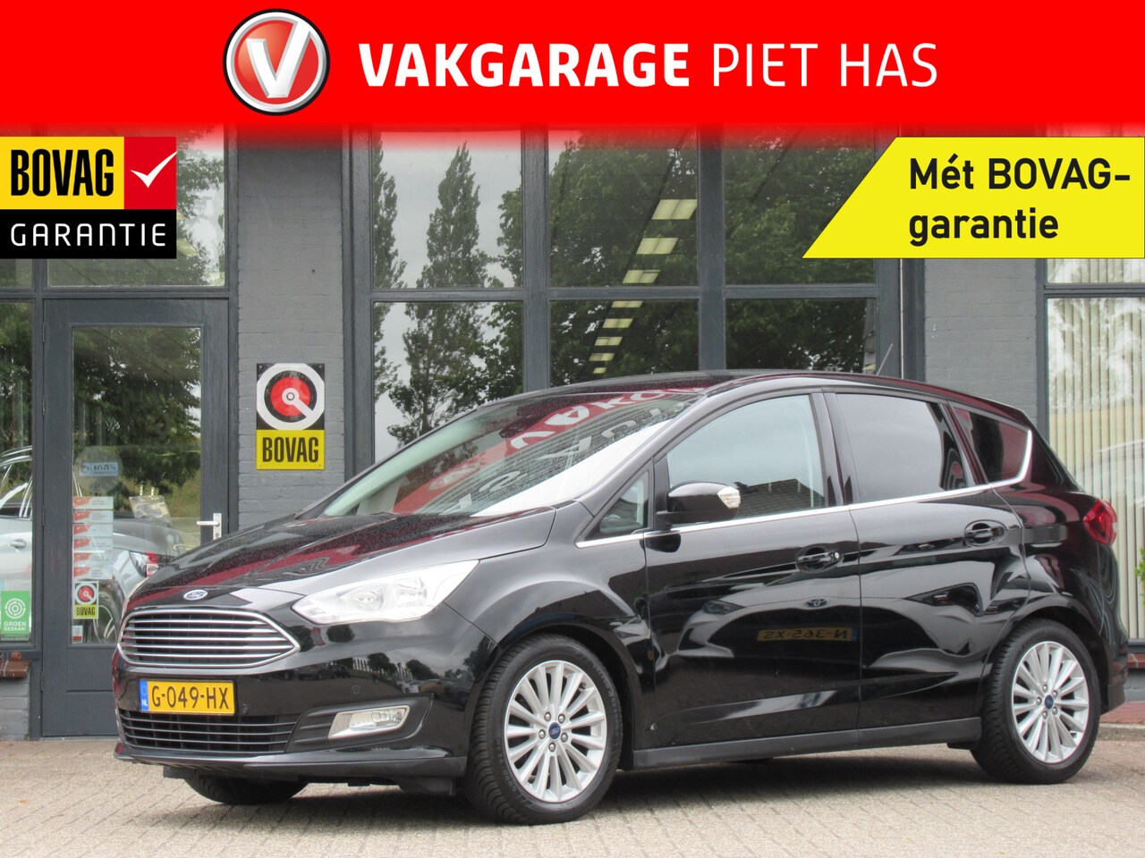 Ford C-Max - 1.0 Titanium | Clima-Airco | Navigatie | Parkeercamera | Incl. BOVAG Garantie | Keyless En - AutoWereld.nl