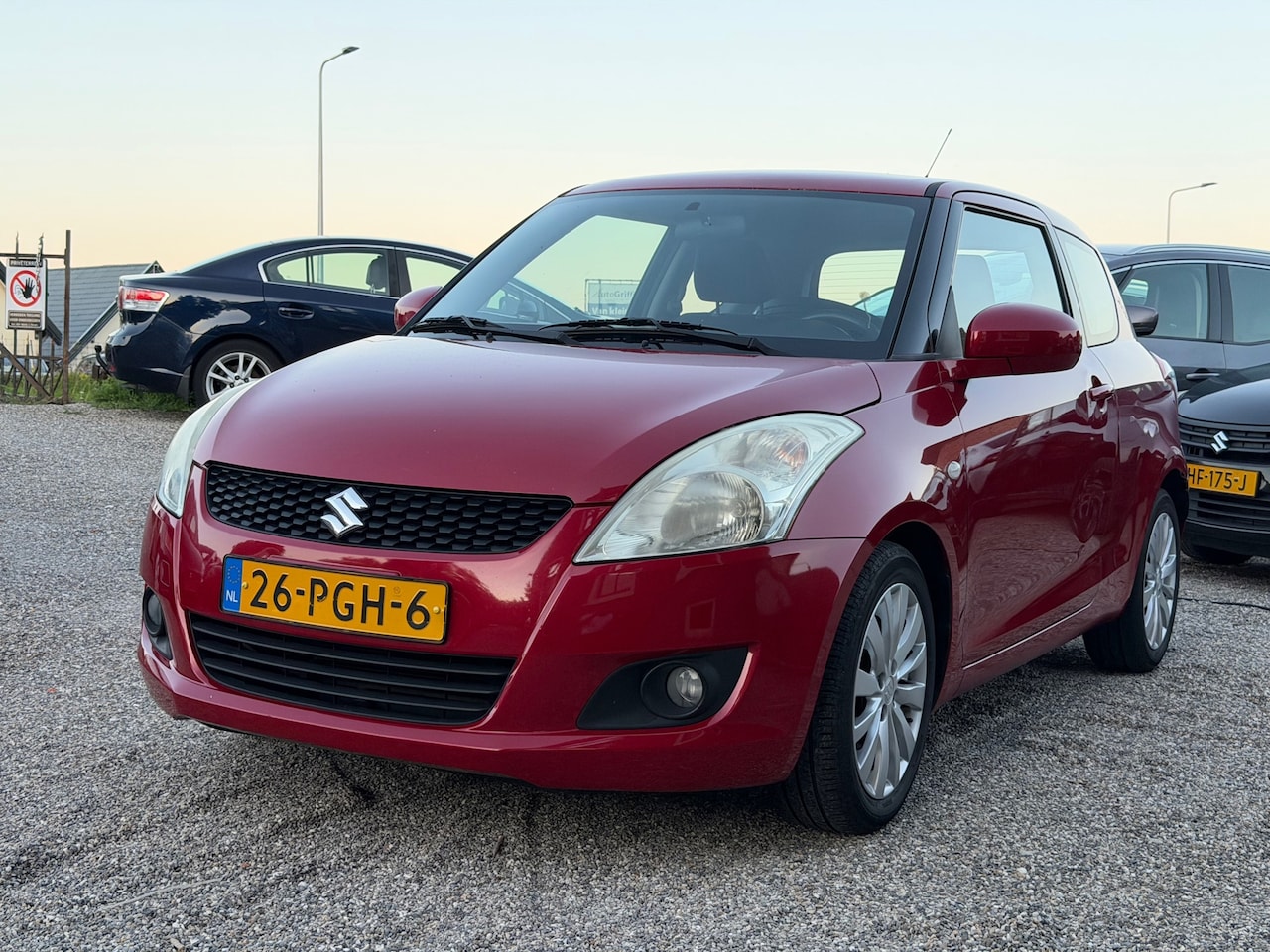 Suzuki Swift - 1.2 Exclusive Vol Option Keyless Clima Cruise Dealer Onderhouden Nette Auto - AutoWereld.nl