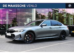 BMW 3-serie - 330e M Sport Automaat / Schuif-kanteldak / Trekhaak / Achteruitrijcamera / Sportstoelen /